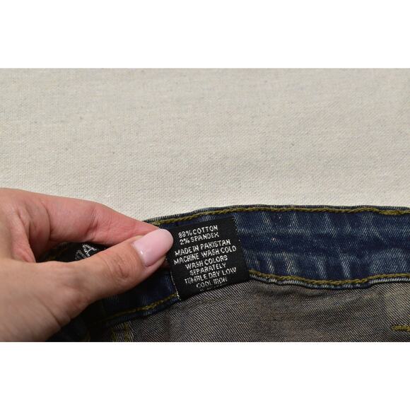 Legendary Status Men's Denim Jean Shorts Regular Size 42 Blue Cotton Baggy - Picture 7 of 8